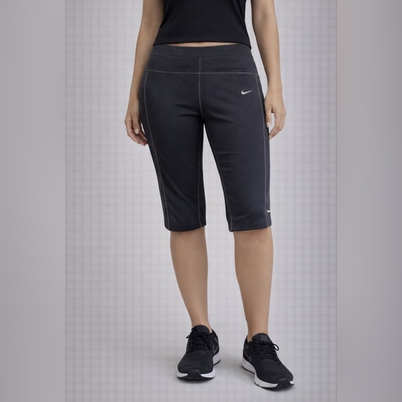 Nike Pants - Nike Dri-Fit Gray Capri Performance Pants – Below Knee – Size L